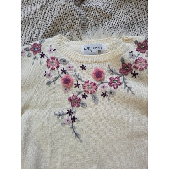 Alfred Dunner Embroidered Sweater Petite S Floral Cream & Pink Spring Pullover - Picture 3 of 9